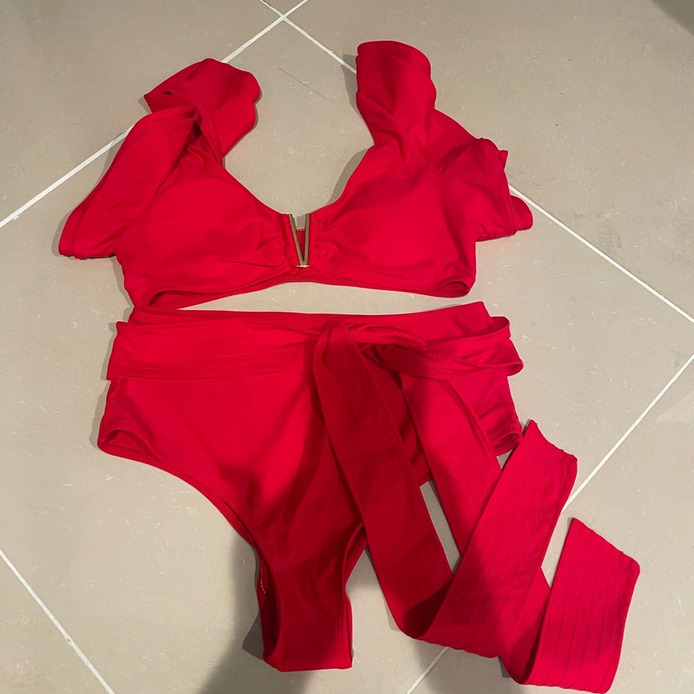 Red‎ Bikini Set